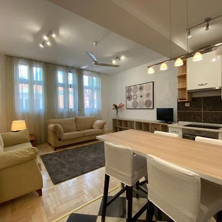 בודפשט Downtown Gozsdu Vibe Apartment II מראה חיצוני תמונה