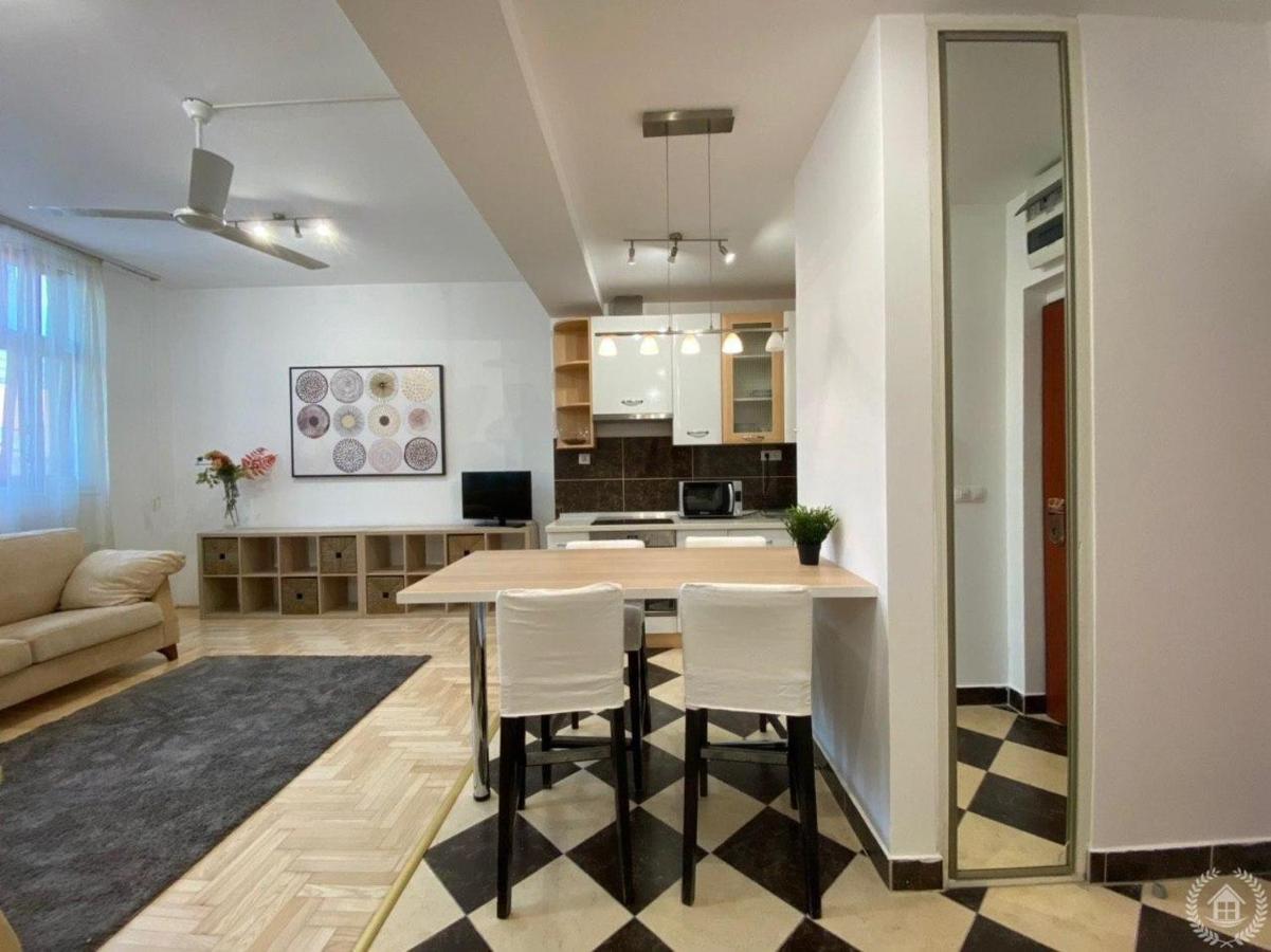 בודפשט Downtown Gozsdu Vibe Apartment II מראה חיצוני תמונה